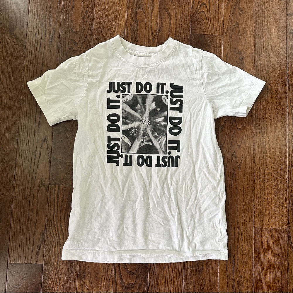 Nike tee shirt with photo detail